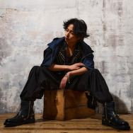 TVアニメ『遊☆戯☆王デュエルモンスターズ』×SuperGroupies　「遊戯 モデル ブーツ」着用イメージ