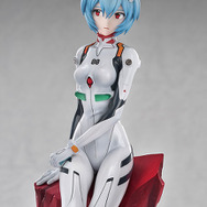 「ヱヴァンゲリヲン新劇場版 綾波レイ 1/7スケール 完成品フィギュア」