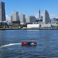 水陸両用バス「スカイダック横浜」