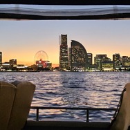 水陸両用バス「スカイダック横浜」