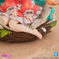 「初音ミク 小鳥Ver. 1/7スケールフィギュア」