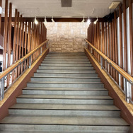 スカイラウンジ階段装飾