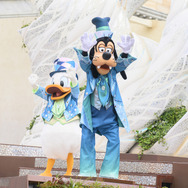 ミッキーたちがTDS25周年衣装で登場！人気ショー「ダンス・ザ・グローブ！」写真解禁
