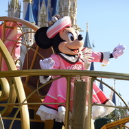 ヴァネロペの楽しいパレードが帰ってきた！「イッツ・ア・スウィーツフルタイム！」が可愛すぎ