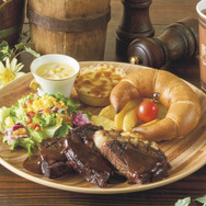 フリーレンのビーフプレート ～赤ワイン香るデミグラスソース～