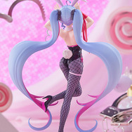「POP UP PARADE キャラクター・ボーカル・シリーズ01 初音ミク ラビットホールVer. L size 完成品フィギュア」