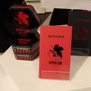 「エヴァ」使徒がハウステンボスに…!? NERV職員になってミサトさんからの任務遂行！ グルメ＆グッズも【フォトレポ】