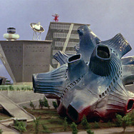 「四次元怪獣ブルトン」