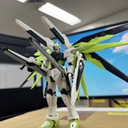 「RG 1/144 フリーダムガンダム -APEX LEGENDS(TM) クリプト Ver.-」