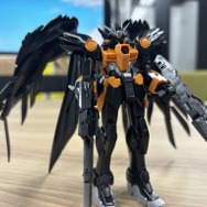「RG 1/144 ウイングガンダムゼロ EW -APEX LEGENDS(TM) ヴァルキリー Ver.-」