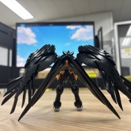 「RG 1/144 ウイングガンダムゼロ EW -APEX LEGENDS(TM) ヴァルキリー Ver.-」
