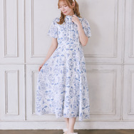 Areeam Disney Collection「Disney Princess」ジュイ柄ピンタックワンピース　着用イメージ