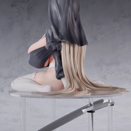 「懺悔室の巨乳シスター リュシエル 1/6スケール塗装済み完成品フィギュア」