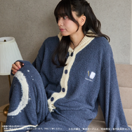 ルームウェアカーディガン (レディース)価格：￥8,800(税込み）　潮田 渚／赤羽 業