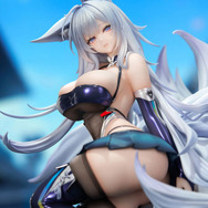 「アズールレーン 信濃 寝待の銀輿Ver. 1/7スケール 完成品フィギュア」