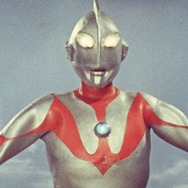 ウルトラマンシリーズ60周年記念　ウルトラマン音声目覚まし時計