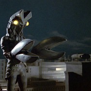 ウルトラマンシリーズ60周年記念　ウルトラマン音声目覚まし時計