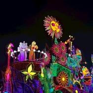 東京ディズニーランド・エレクトリカルパレード・ドリームライツが25周年！記念メッセージ入りスペシャル画像も登場【ディズニー】