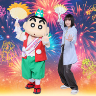 『映画クレヨンしんちゃん 奇々怪々！オラの妖怪バケ～ション』TOMOO×着ぐるみ（しんのすけ）スチール
