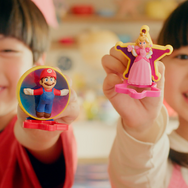 マリオやピーチ姫がマクドナルドのハッピーセットに☆ 映画「ザ・スーパーマリオギャラクシー・ムービー」のおもちゃ＆スペシャルブックが登場