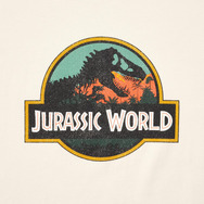 GU「KIDSグラフィックT JURASSIC WORLD」カラー： 30 NATURAL　前面アップ