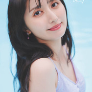 『駒形友梨1st写真集 深々』電子書籍限定カバー