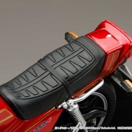 HJB240201BD バリバリ伝説 1/24 完成品バイク 巨摩郡 / Honda CB750F 後期角ミラー