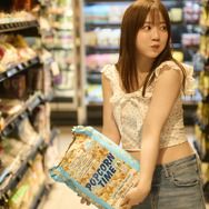 「伊藤彩沙 写真集 アヤサージュ」掲載カット