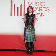 LiSA