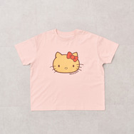 日焼けハローキティバックロゴTシャツ（￥3,490）