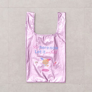 日焼けハローキティ＆ウサハナエコバッグ（￥2,490）