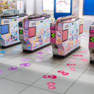 「みなとみらい駅」中央改札装飾