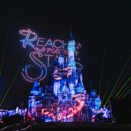 東京ディズニーランド初のドローンが夜空を舞う！9月終了人気キャッスルプロジェクション、感動のフィナーレ