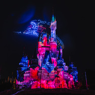 東京ディズニーランド初のドローンが夜空を舞う！9月終了人気キャッスルプロジェクション、感動のフィナーレ