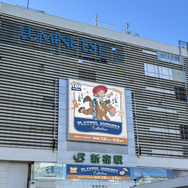 【屋外巨大サイネージ】