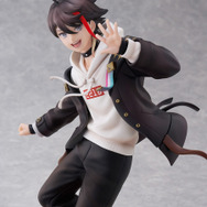 「三枝明那 1/7スケールフィギュア」