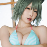 「ヤングマガジン」34号 コラボグラビア