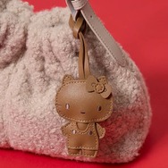 “HELLO KITTY”レザレット マスコット チャーム　¥4,950 tax in
