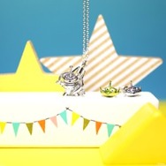 エイリアン/クレーンネックレス、エイリアン/ピアス
