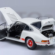 「AUTOart 1/18スケール ポルシェ 911 カレラ 2.7 RS (サーキットの狼／早瀬 佐近)」