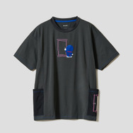 『ドラえもん』×グラニフ　「どこでもドア｜サイドポケットTシャツ」