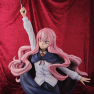 『ゼロの使い魔』ルイズ 20th Anniversary Full scale bust model