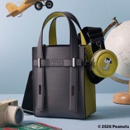 スヌーピーがワンポイントに光る♪ FURLAの期間限定ポップアップストアに「ピーナッツ」とのコラボアイテム登場！
