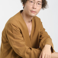 江越彬紀