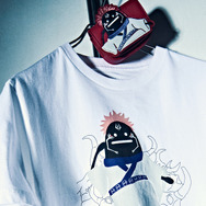 『呪術廻戦』×グラニフ　「宿儺シャドー｜Tシャツ」と「カスタムポーチ」　イメージ