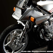 「バリバリ伝説 1/24 完成品バイク 聖 秀吉／SUZUKI GSX750S KATANA」