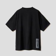 『進撃の巨人』×グラニフ　「15mの対峙｜ビッグシルエットTシャツ」