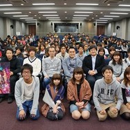 学生たちと記念フォト