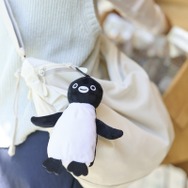 カラビナでお手持ちのバッグにつけても