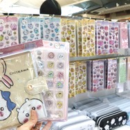 「ちいかわ」ハチワレ、うさぎ達が中部国際空港に上陸☆ フォトスポットや限定特典も楽しめる期間限定イベ開催【10月5日（月）まで】